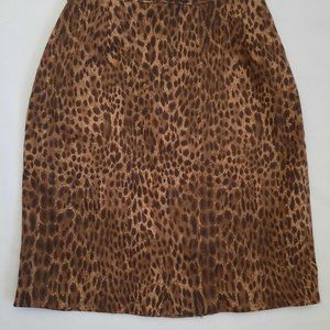 Ladies leopard skirt